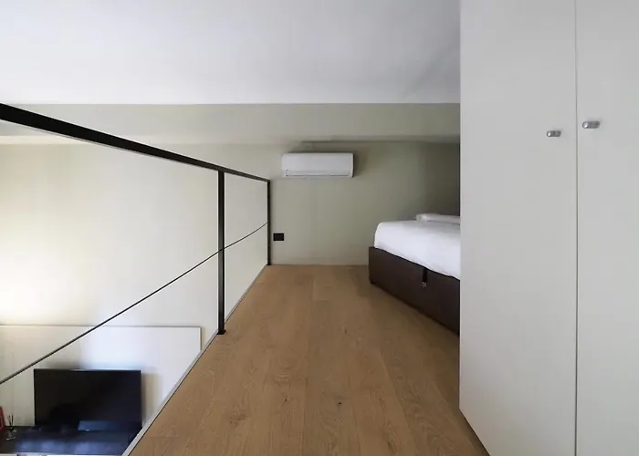 Premium Two-level Caiazzo Stazione Appartamento